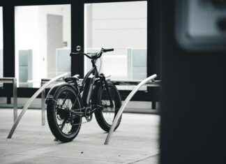 Elektrikli Bisikletler ve Sanat: Yaratıcı Modifikasyonlar ve Tasarımlar elektrikli bisiklet, en iyi elektrikli bisikletler, elektrikli bisiklet fiyatları, katlanır elektrikli bisiklet, elektrikli dağ bisikleti, elektrikli bisiklet modelleri, elektrikli bisiklet tavsiyeleri, elektrikli bisiklet menzili, elektrikli bisiklet motor gücü, elektrikli bisiklet şarj süresi