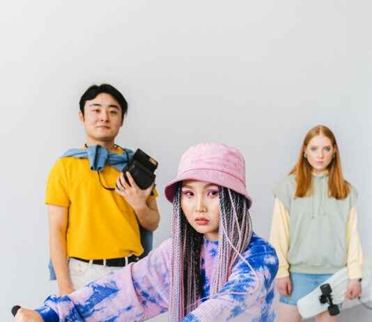 Farklı Yaş Grupları İçin Elektrikli Bisikletlerin Uygunluğu elektrikli bisiklet, en iyi elektrikli bisikletler, elektrikli bisiklet fiyatları, katlanır elektrikli bisiklet, elektrikli dağ bisikleti, elektrikli bisiklet modelleri, elektrikli bisiklet tavsiyeleri, elektrikli bisiklet menzili, elektrikli bisiklet motor gücü, elektrikli bisiklet şarj süresi