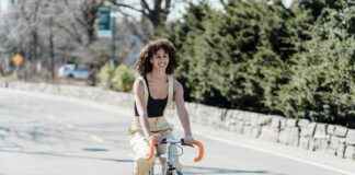 Elektrikli Bisikletlerin Dört Mevsim Kullanımı: İpuçları ve Öneriler elektrikli bisiklet, en iyi elektrikli bisikletler, elektrikli bisiklet fiyatları, katlanır elektrikli bisiklet, elektrikli dağ bisikleti, elektrikli bisiklet modelleri, elektrikli bisiklet tavsiyeleri, elektrikli bisiklet menzili, elektrikli bisiklet motor gücü, elektrikli bisiklet şarj süresi