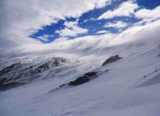 Elektrikli Bisiklet Paylaşım Sistemleri: Avantajları ve Dezavantajları Elektrikli Bisiklet Paylaşım Sistemleri: Avantajları ve Dezavantajları