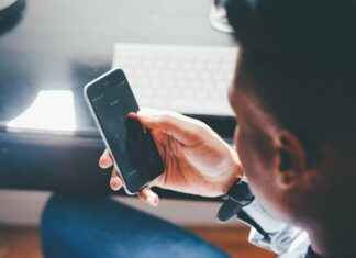 Yolculuklarınızı Keyifli Hale Getirecek Telefon ve GPS Tutucu Modelleri Yolculuklarınızı Keyifli Hale Getirecek Telefon ve GPS Tutucu Modelleri