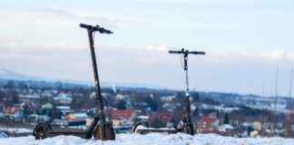 Elektrikli Scooter ile Elektrikli Bisiklet Arasındaki Farklar Elektrikli Scooter ile Elektrikli Bisiklet Arasındaki Farklar