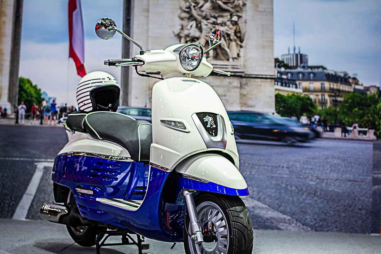 Elektrikli Scooter Nedir, Nasıl Çalışır?