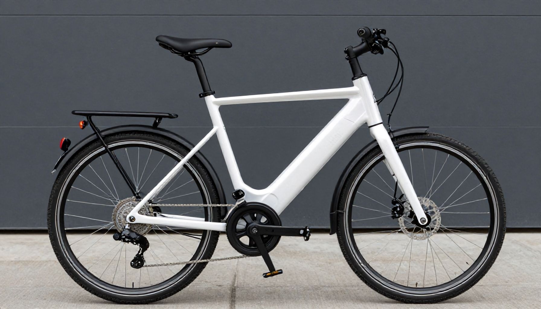 5 Dakikada Alfa Romeo R2 Elektrikli Bisikleti Nasıl Bakarsınız?*