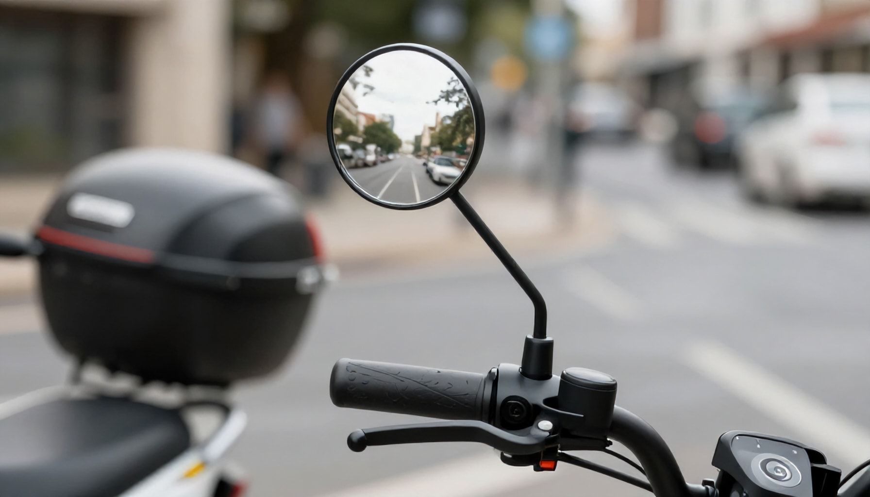 Elektrikli Bisiklet Aynası ile Şehirde Nasıl Güvenli Sürülebilirsiniz?*