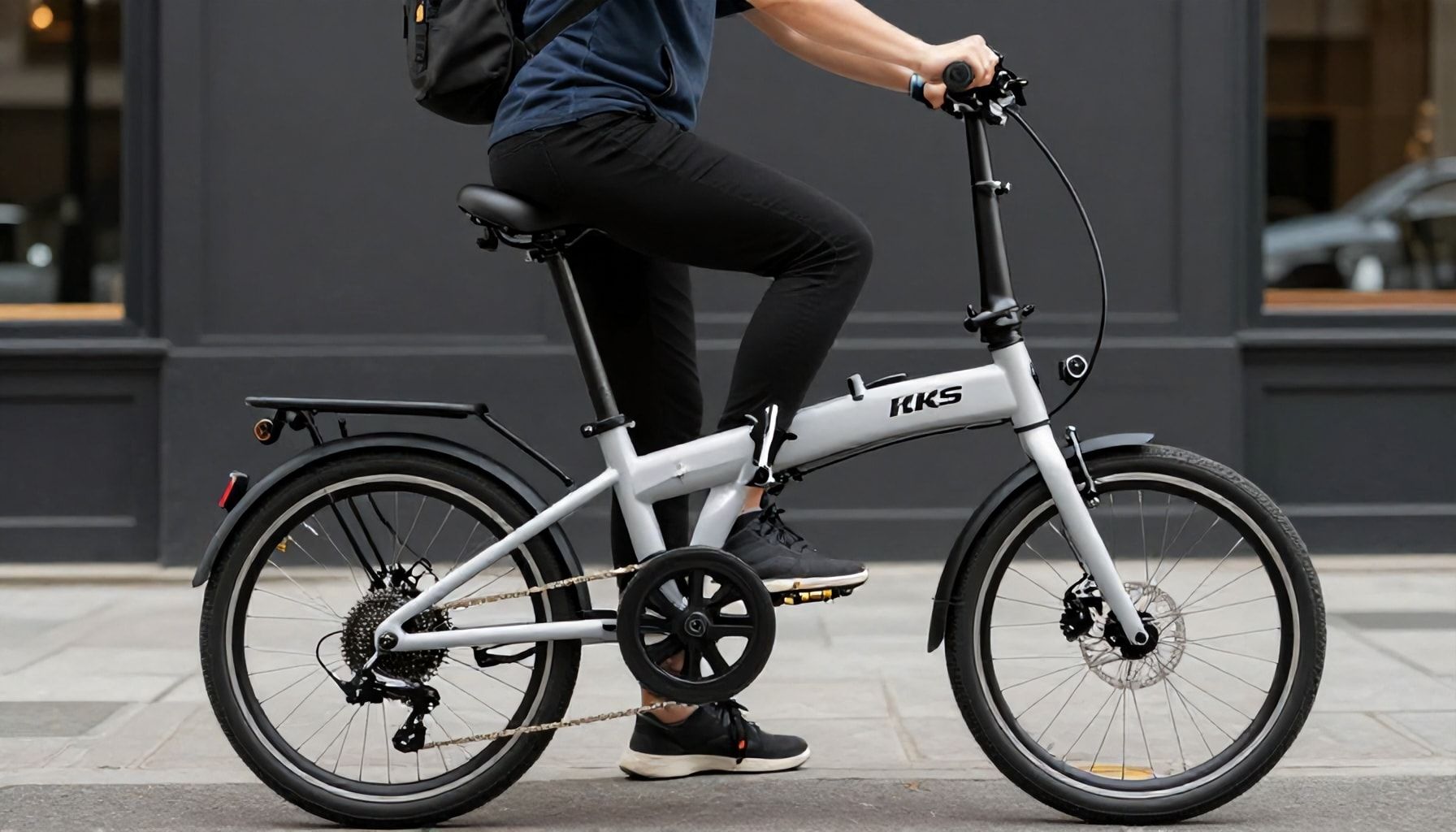 Neden RKS Katlanabilir Elektrikli Bisiklet, Şehir Seyahatleriniz için En İyi Seçim?*